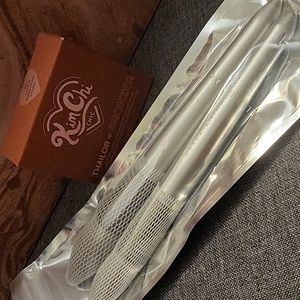 Kim Chi Thailor Bronzer #1 and Belle En Argent Bronze and Buff Brush Duo